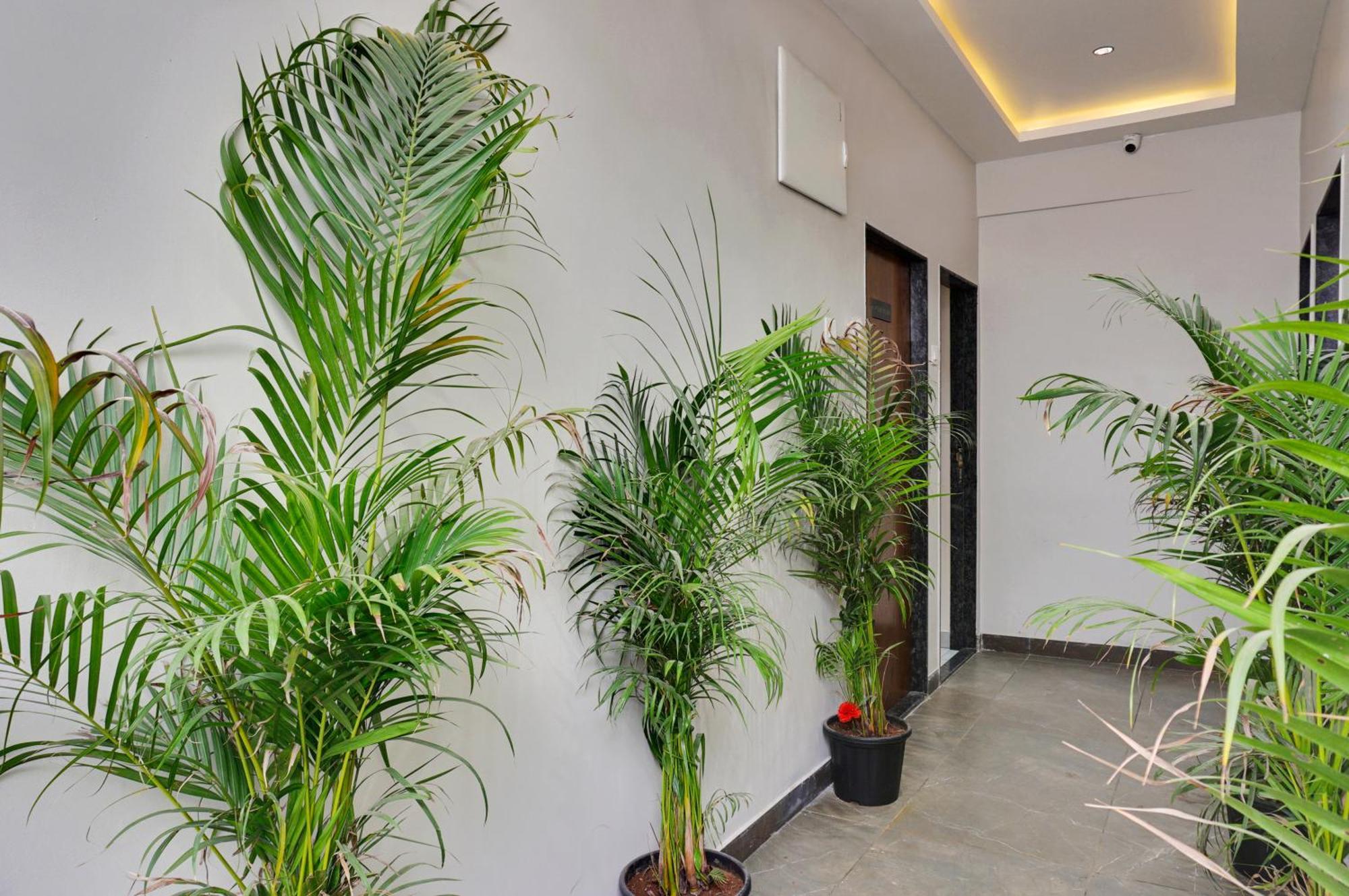 Hotel Sayba Executive Pune Bagian luar foto