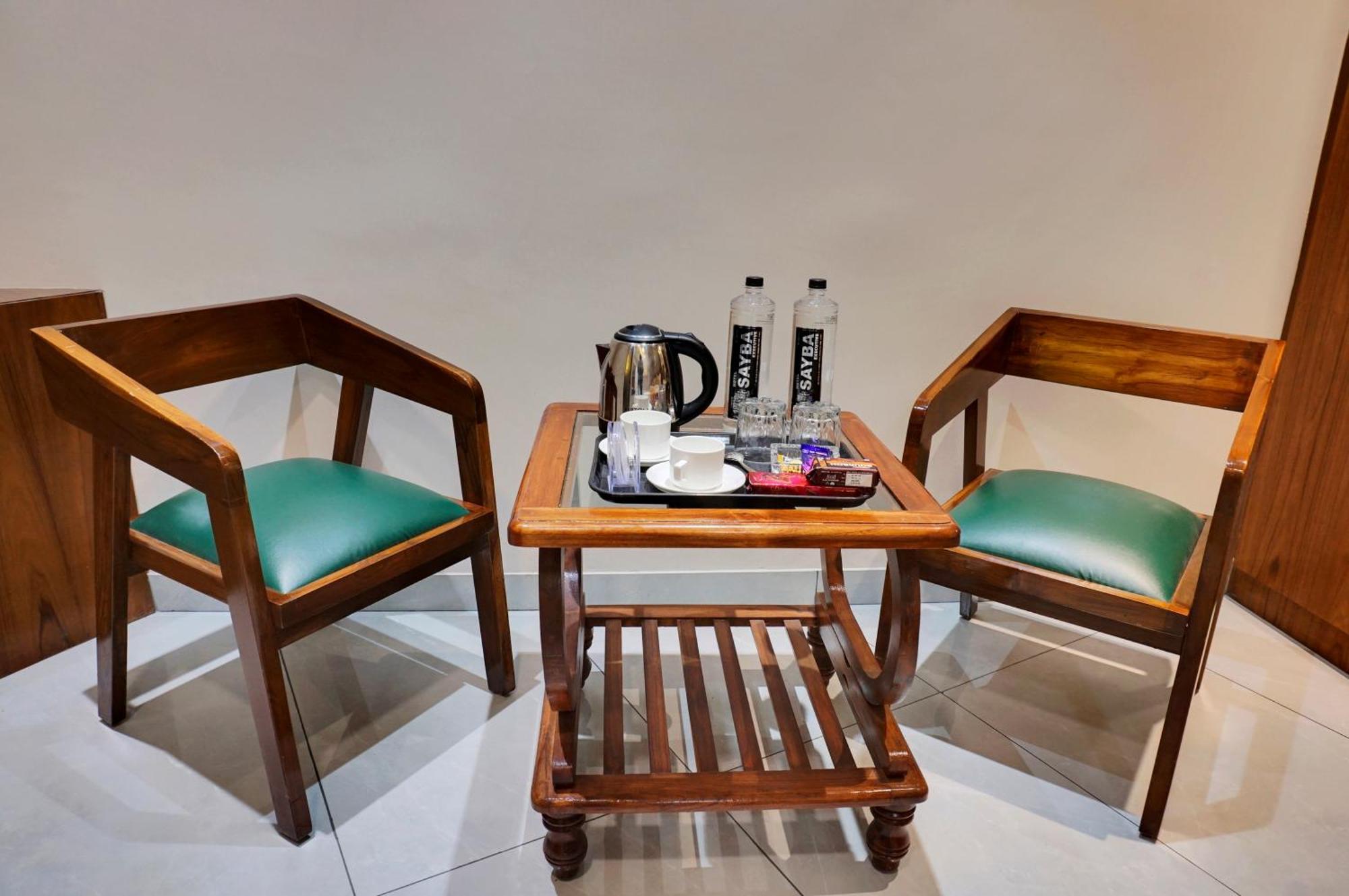 Hotel Sayba Executive Pune Bagian luar foto