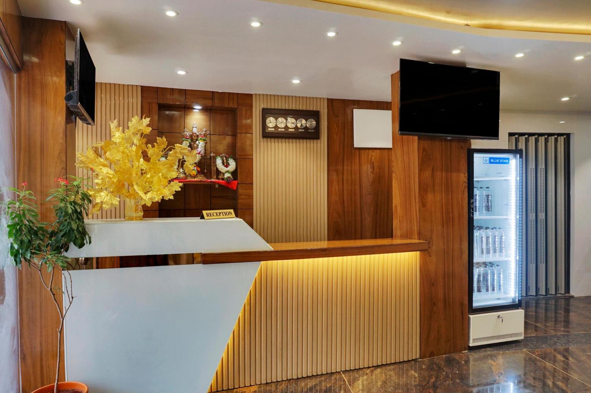 Hotel Sayba Executive Pune Bagian luar foto
