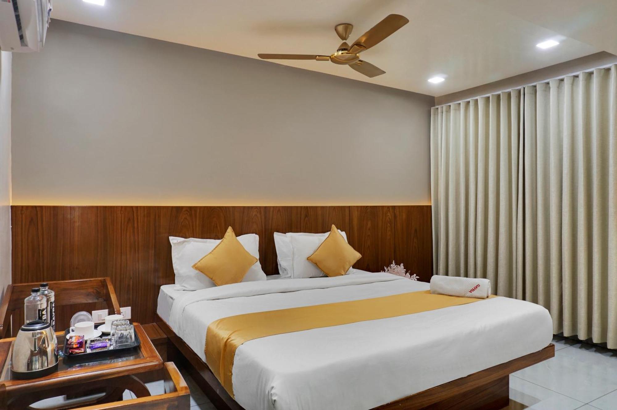 Hotel Sayba Executive Pune Bagian luar foto